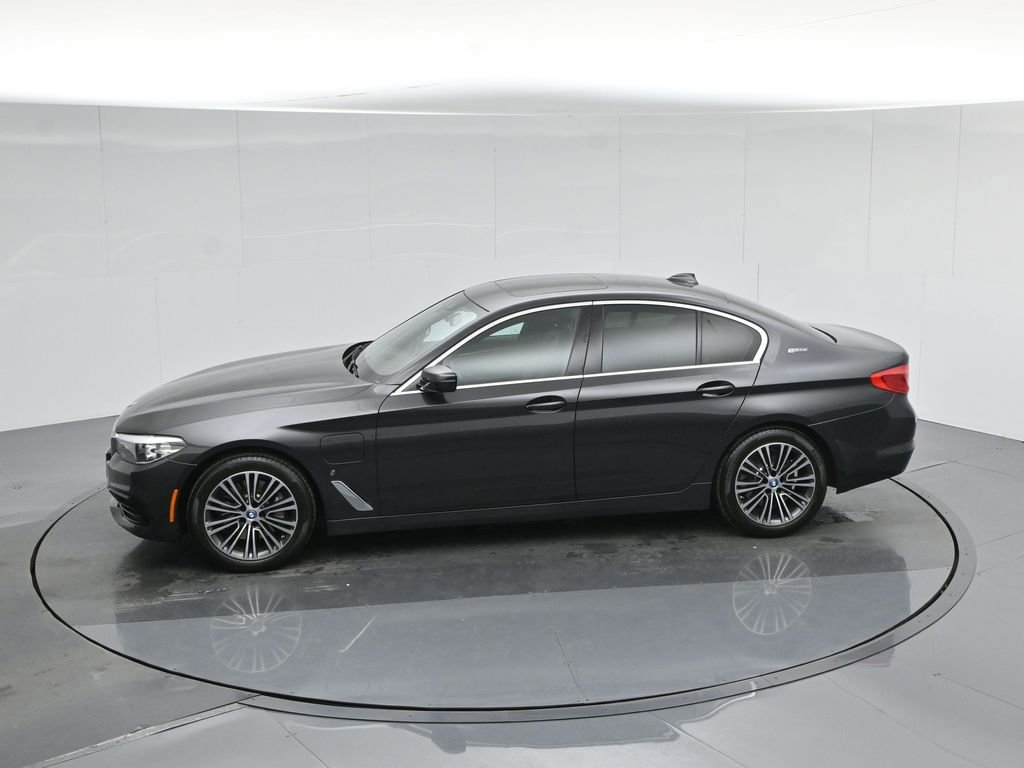 Used 2019 BMW 530e 530e iPerformance w/ Convenience Package image 49