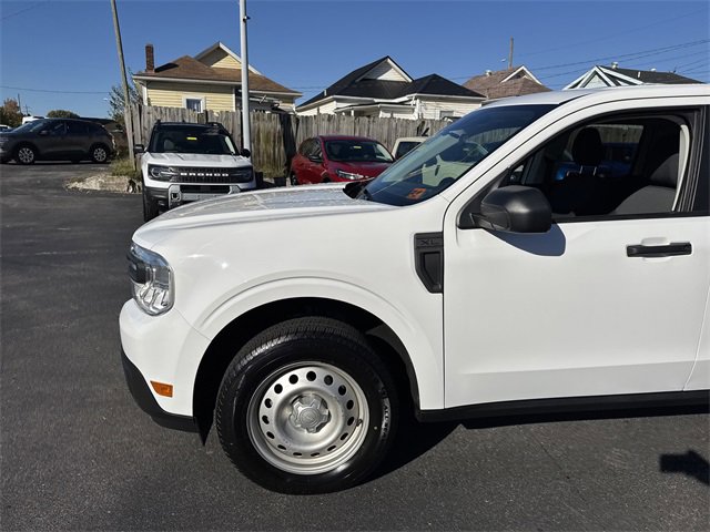 Used 2022 Ford Maverick XL image 9