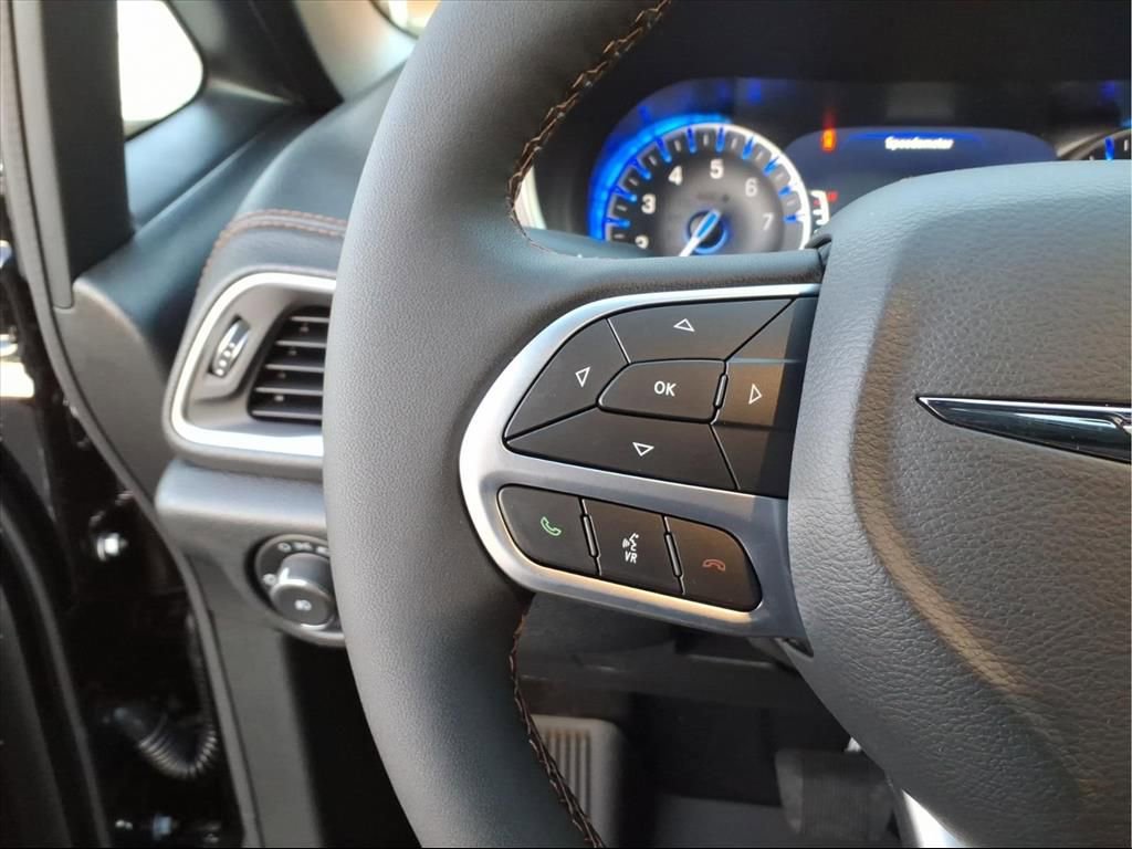 New 2026 Chrysler Pacifica Pinnacle w/ Trailer Tow Group image 17