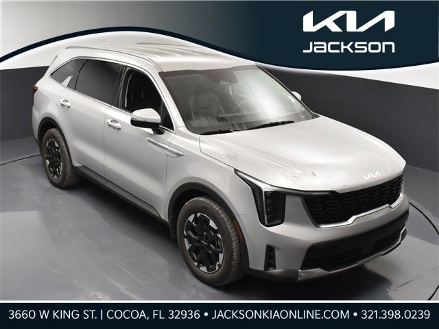Used 2025 Kia Sorento S