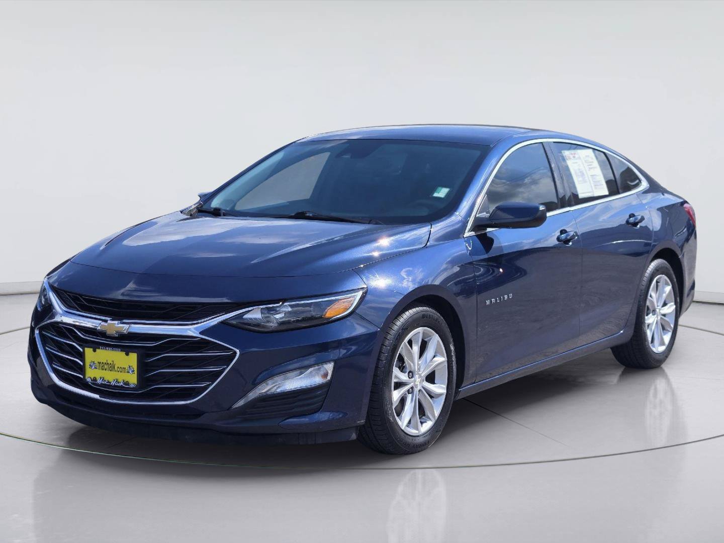 Used 2020 Chevrolet Malibu LT FWD image 1