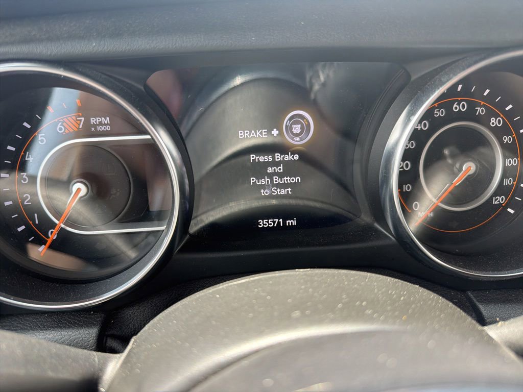 Used 2021 Jeep Wrangler Unlimited Sahara AWD/4WD image 10