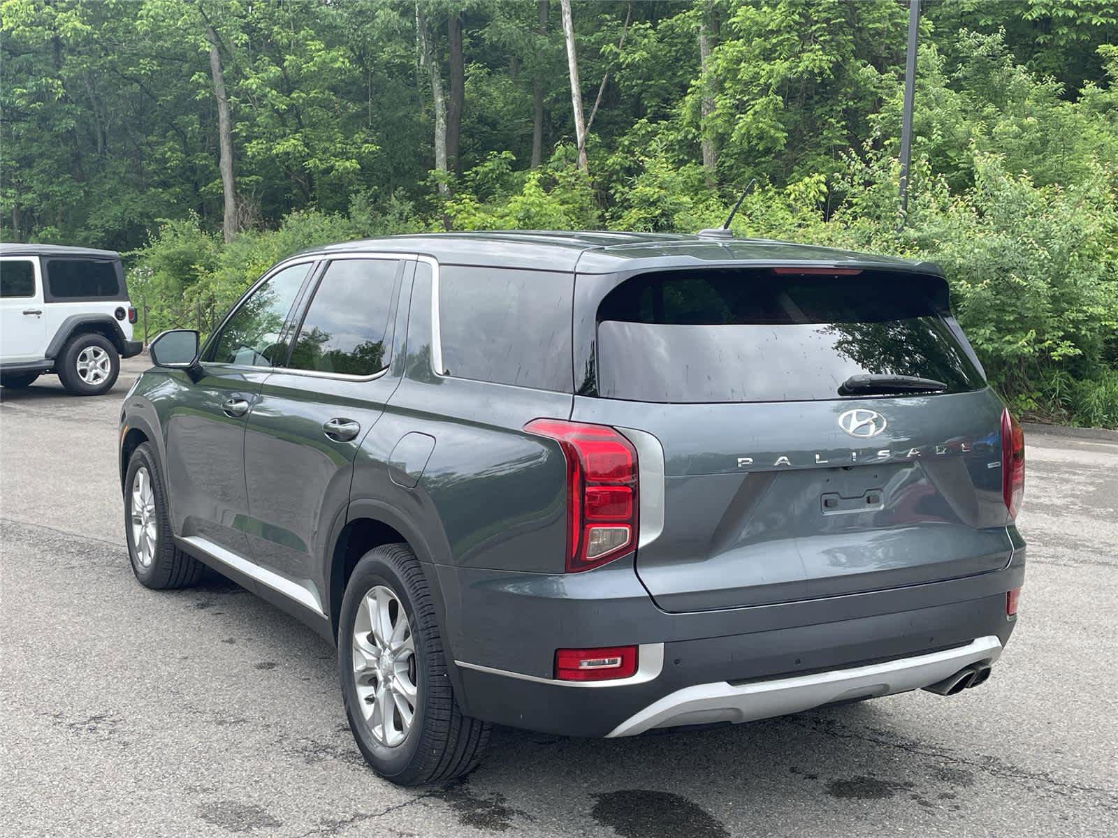 Used 2022 Hyundai Palisade SE AWD/4WD image 3