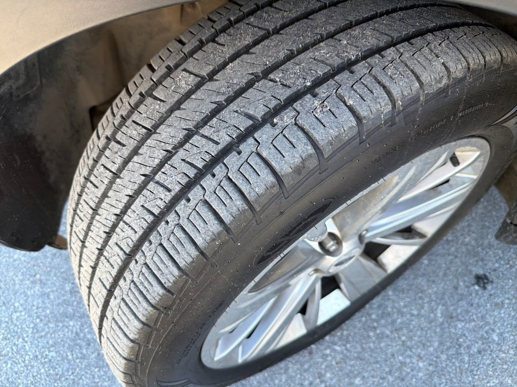 Used 2019 Ford Explorer Limited image 42
