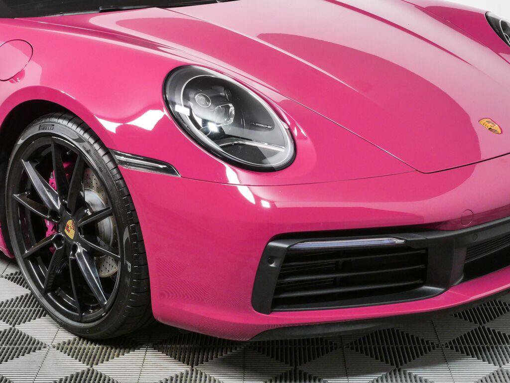 Certified 2024 Porsche 911 Carrera 4 AWD/4WD image 32