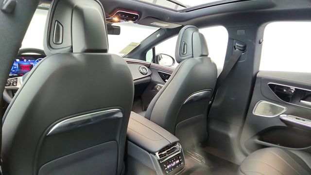 Used 2024 Mercedes-Benz EQE 350+ 4MATIC Sedan image 31