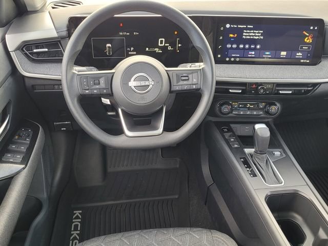 New 2026 Nissan Kicks SV w/ SV Premium Package FWD image 7