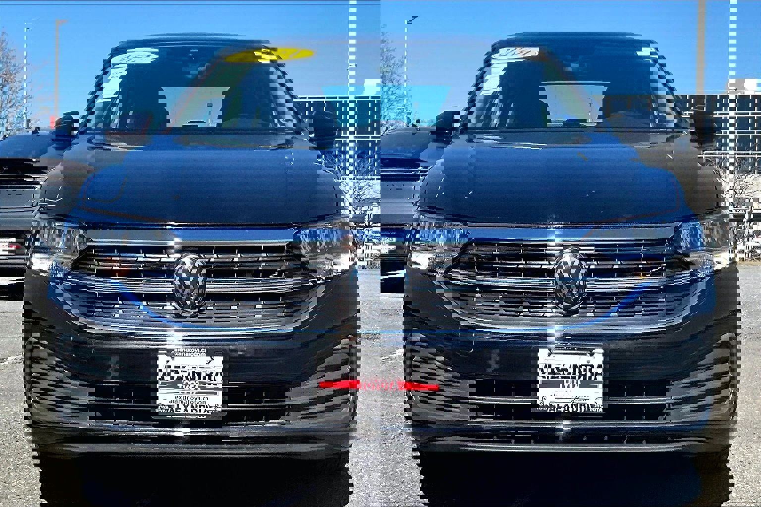 Used 2024 Volkswagen Jetta SE image 3