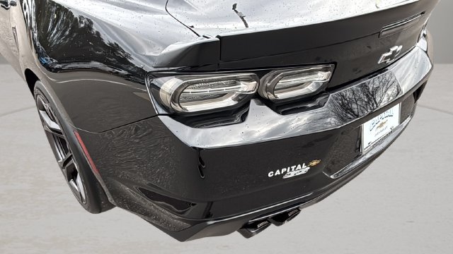 Used 2021 Chevrolet Camaro SS RWD image 32