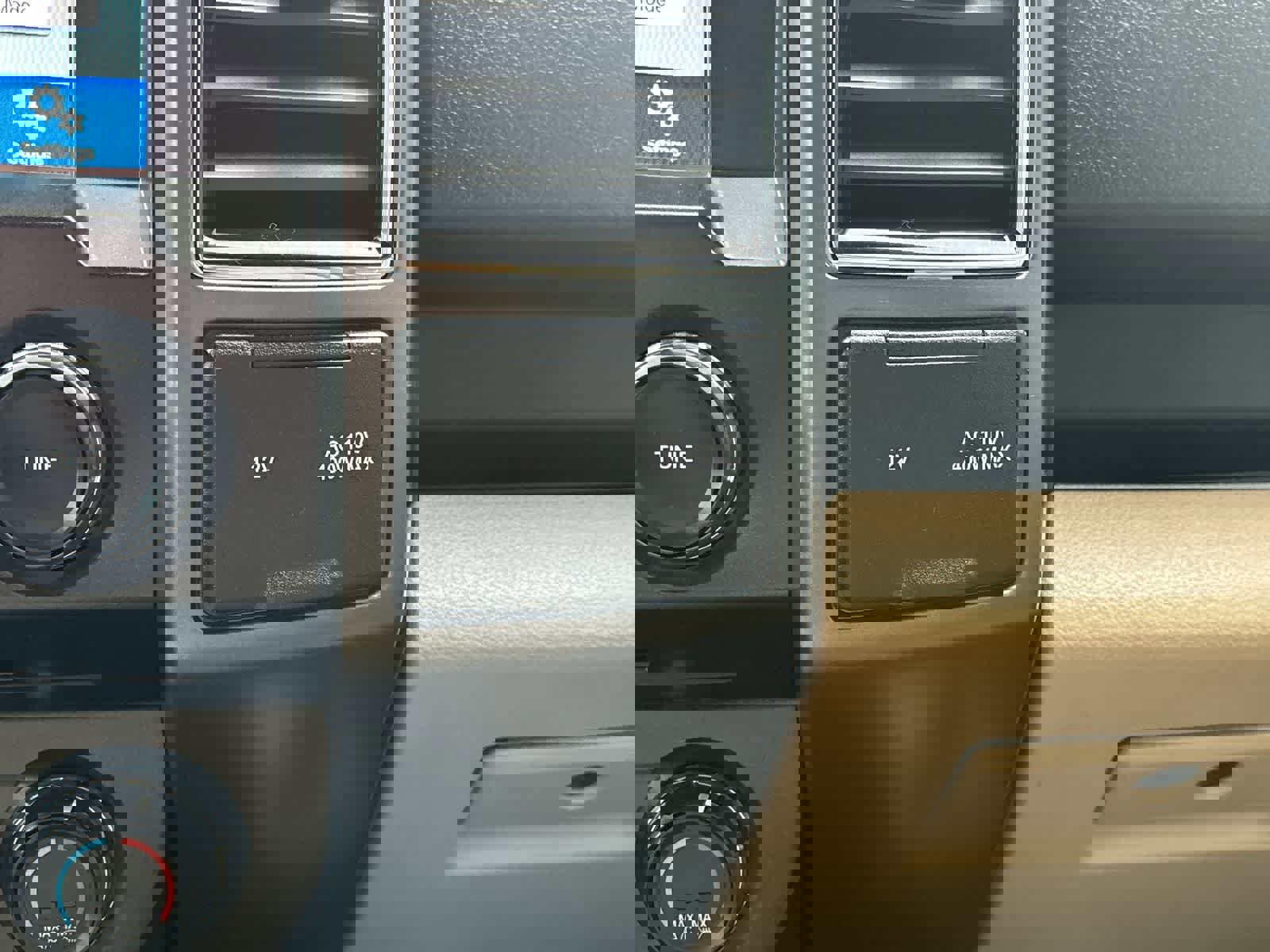 Used 2018 Ford F150 XLT w/ Equipment Group 302A Luxury image 25