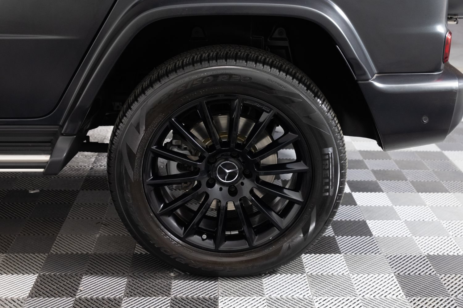 Used 2023 Mercedes-Benz G 550 image 43