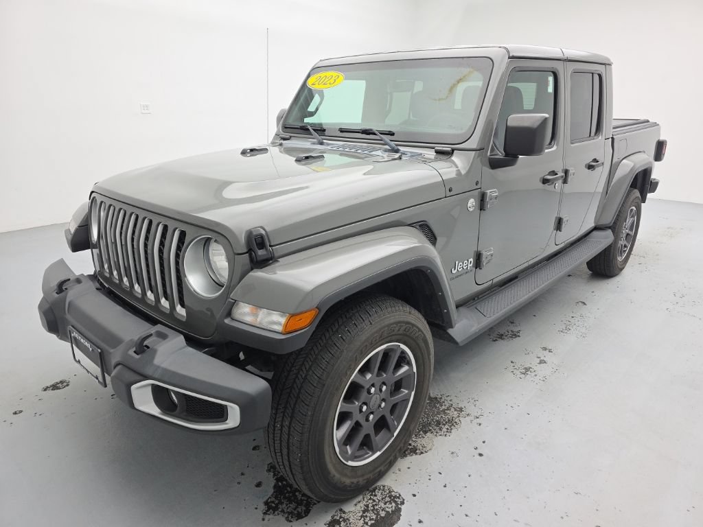 Used 2023 Jeep Gladiator Overland w/ Popular Equipment Package AWD/4WD image 6