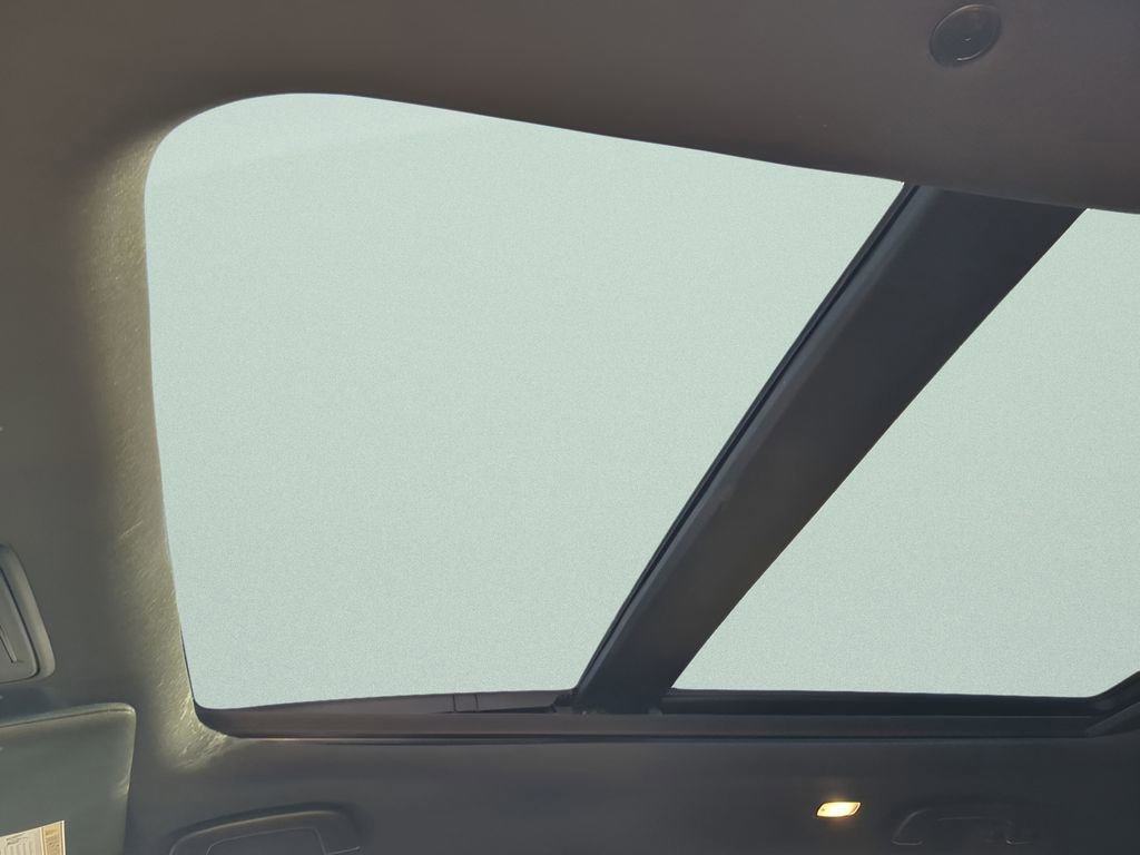 Used 2025 Honda Pilot Black Edition image 19