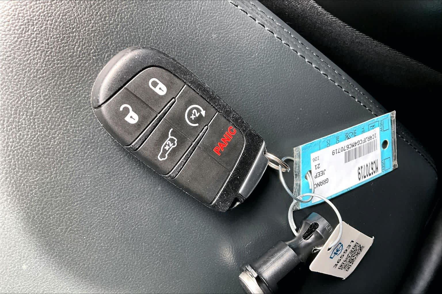 Used 2021 Jeep Grand Cherokee High Altitude AWD/4WD image 15