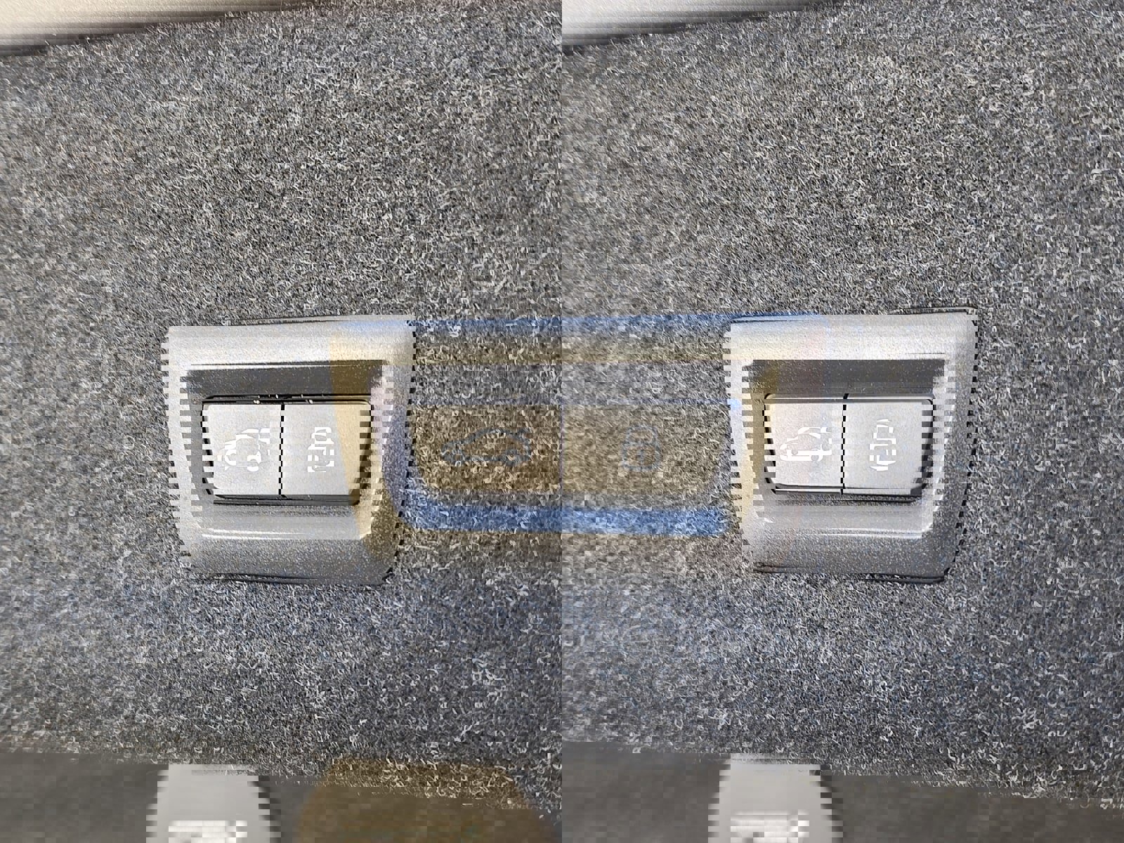 Certified 2025 BMW 330i xDrive Sedan image 29