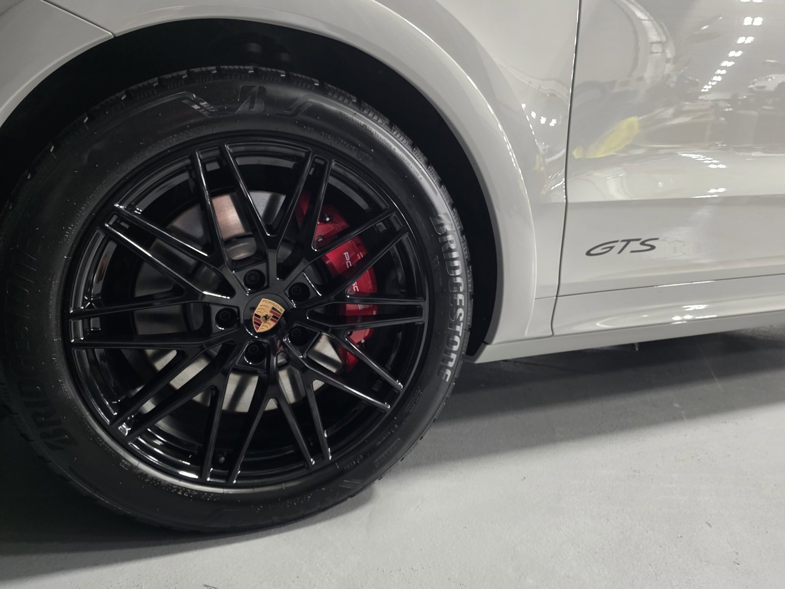 New 2026 Porsche Cayenne GTS image 40