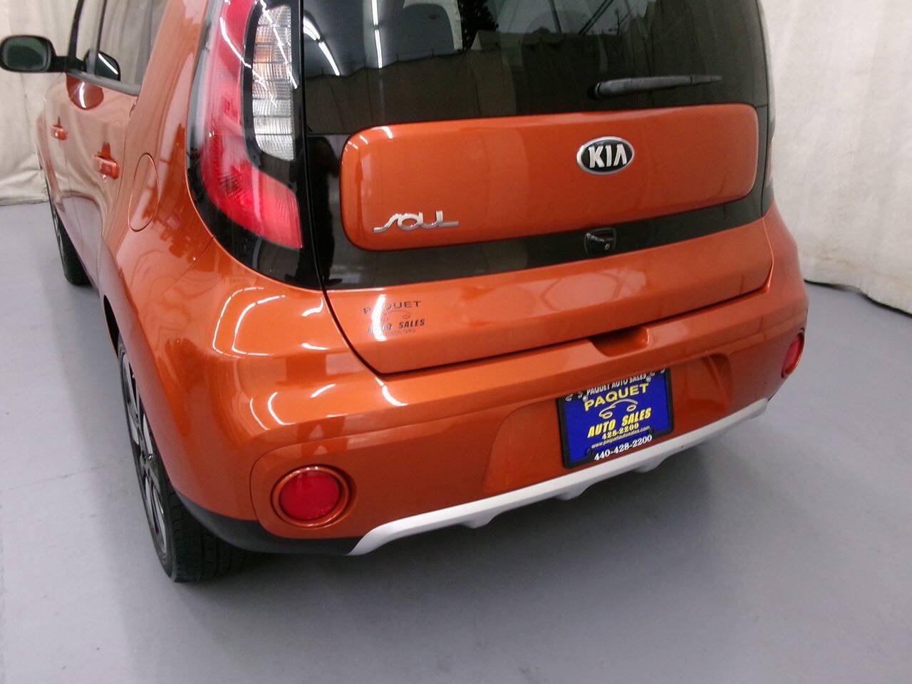 Used 2018 Kia Soul + FWD image 7