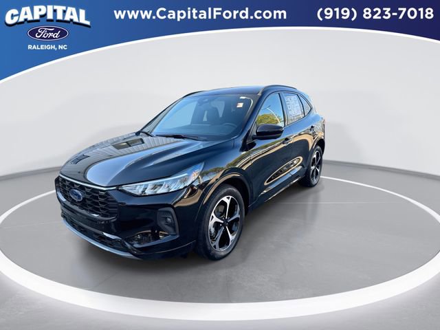 Used 2024 Ford Escape ST-Line Select w/ Tech Pack #2 image 4