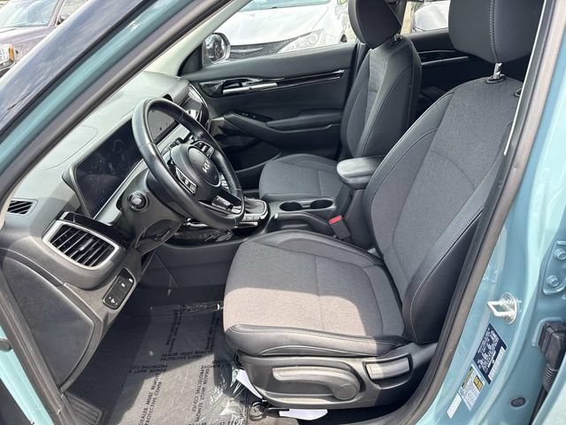 Used 2024 Kia Seltos S AWD/4WD image 14