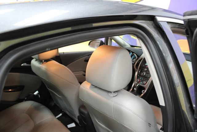 Used 2017 Buick Verano Convenience FWD image 10