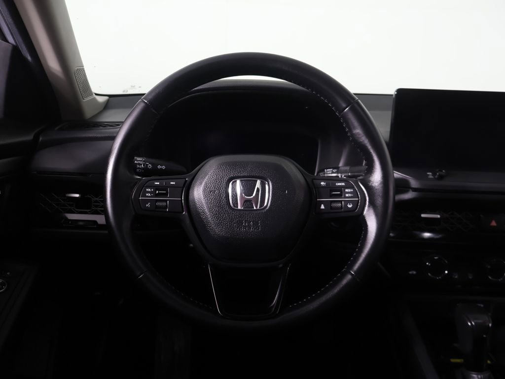 Used 2025 Honda Accord EX-L image 40
