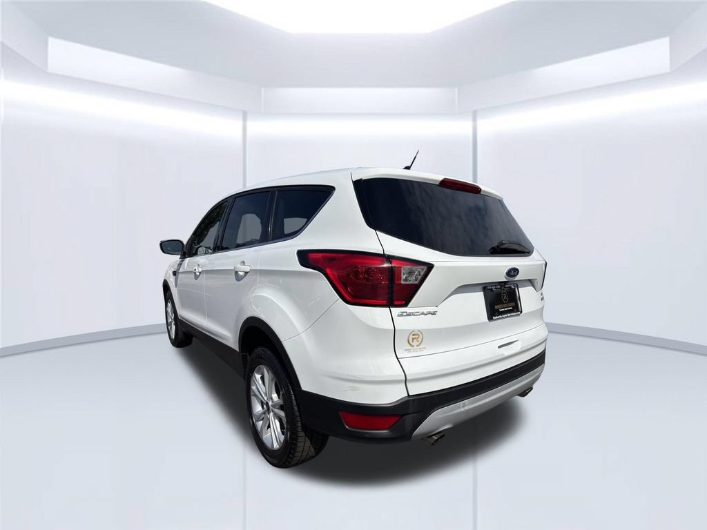 Used 2019 Ford Escape SE AWD/4WD image 3