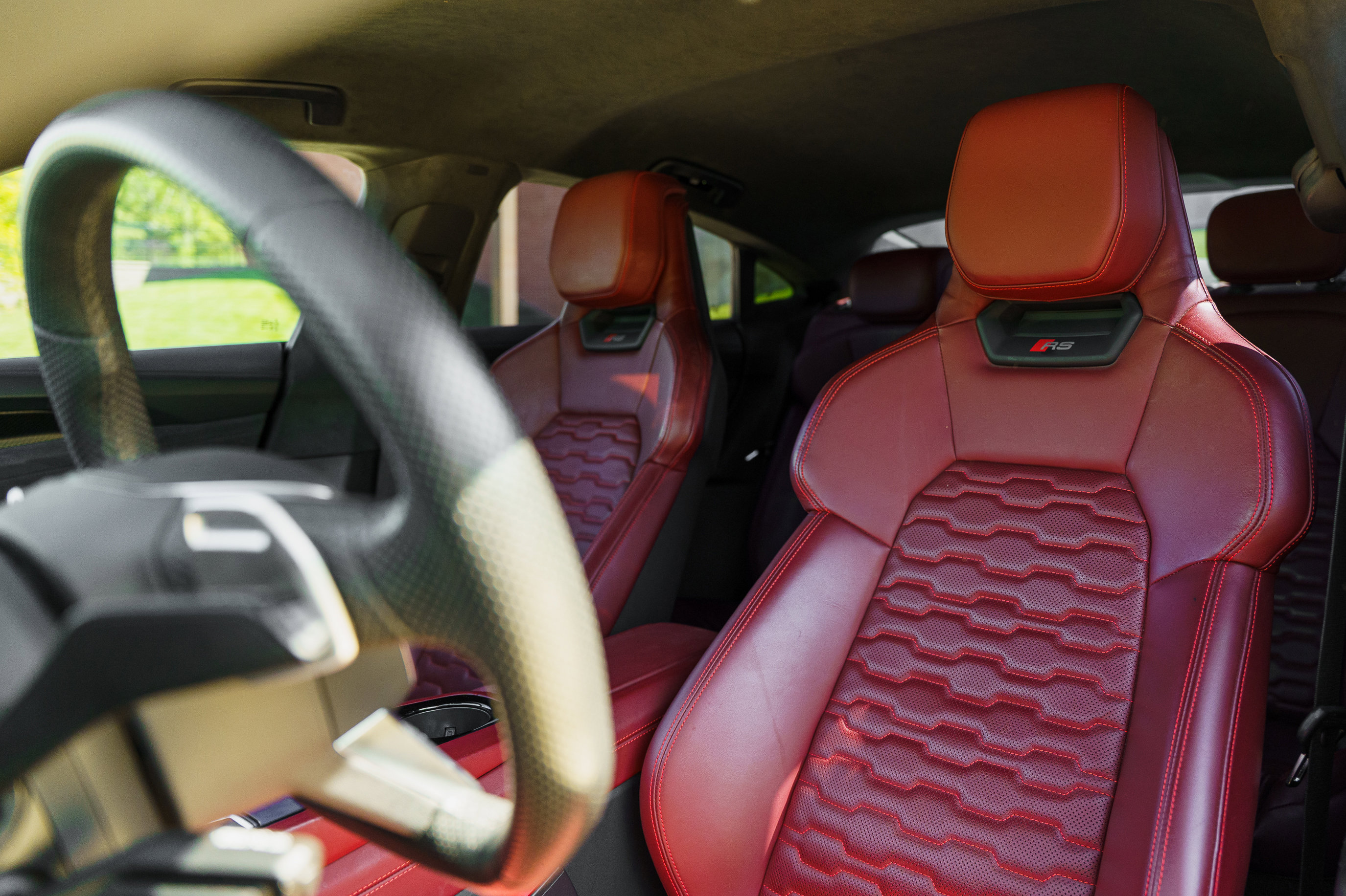 Certified 2023 Audi RS e-tron GT w/ Carbon Performance Package AWD/4WD image 21