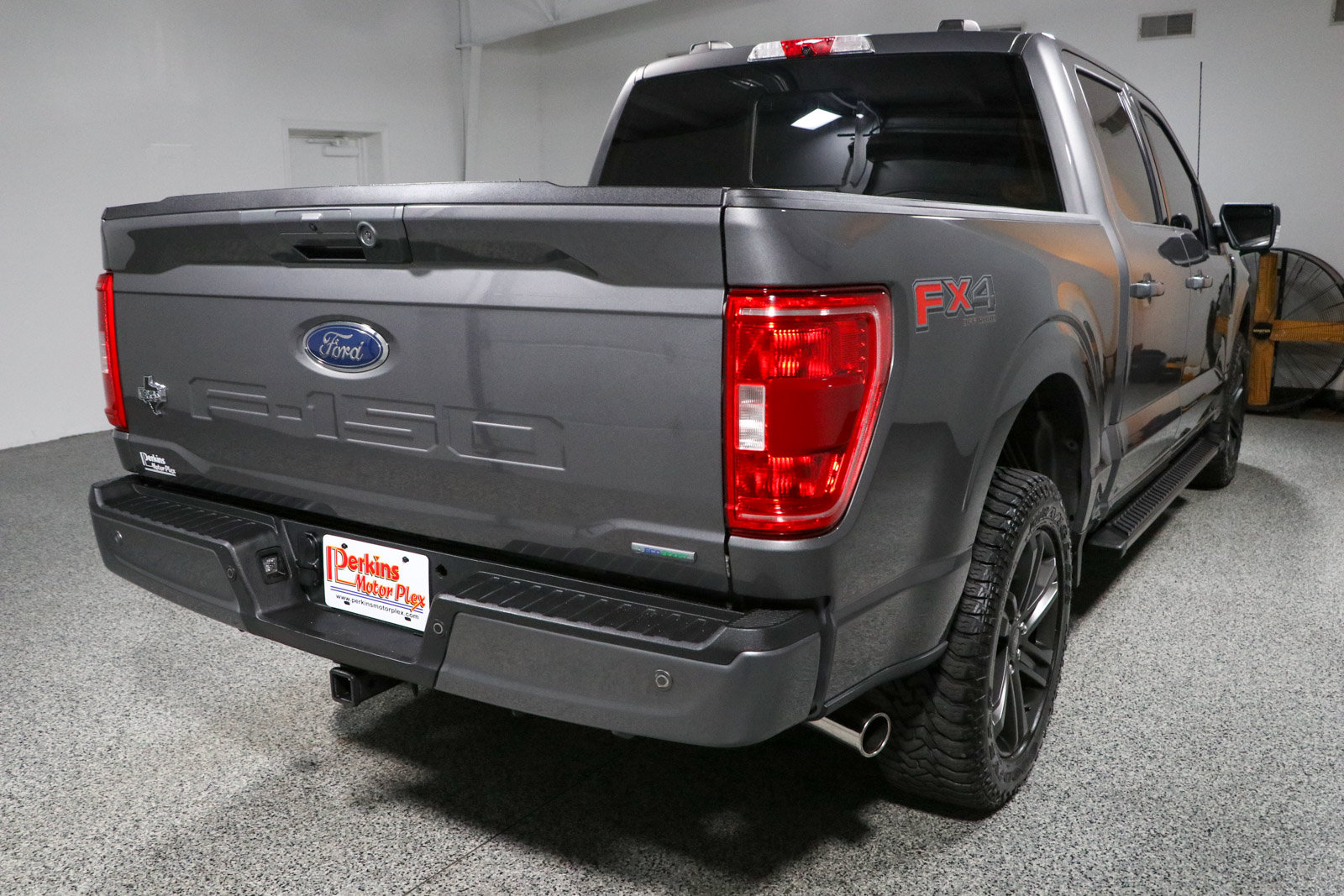 Used 2022 Ford F150 XLT w/ Equipment Group 302A High AWD/4WD image 7