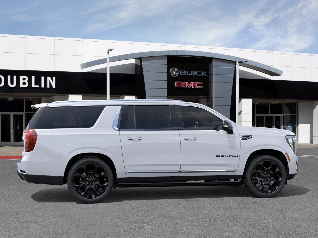 New 2026 GMC Yukon XL Denali w/ Denali Reserve Package AWD/4WD image 3