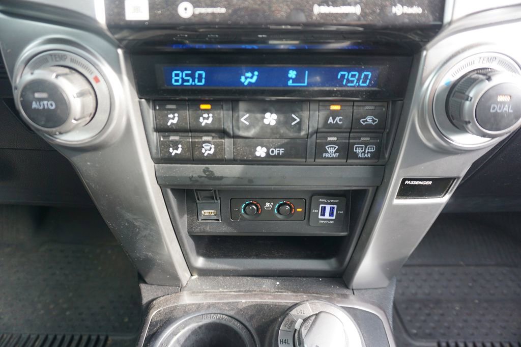 Used 2023 Toyota 4Runner Limited image 12