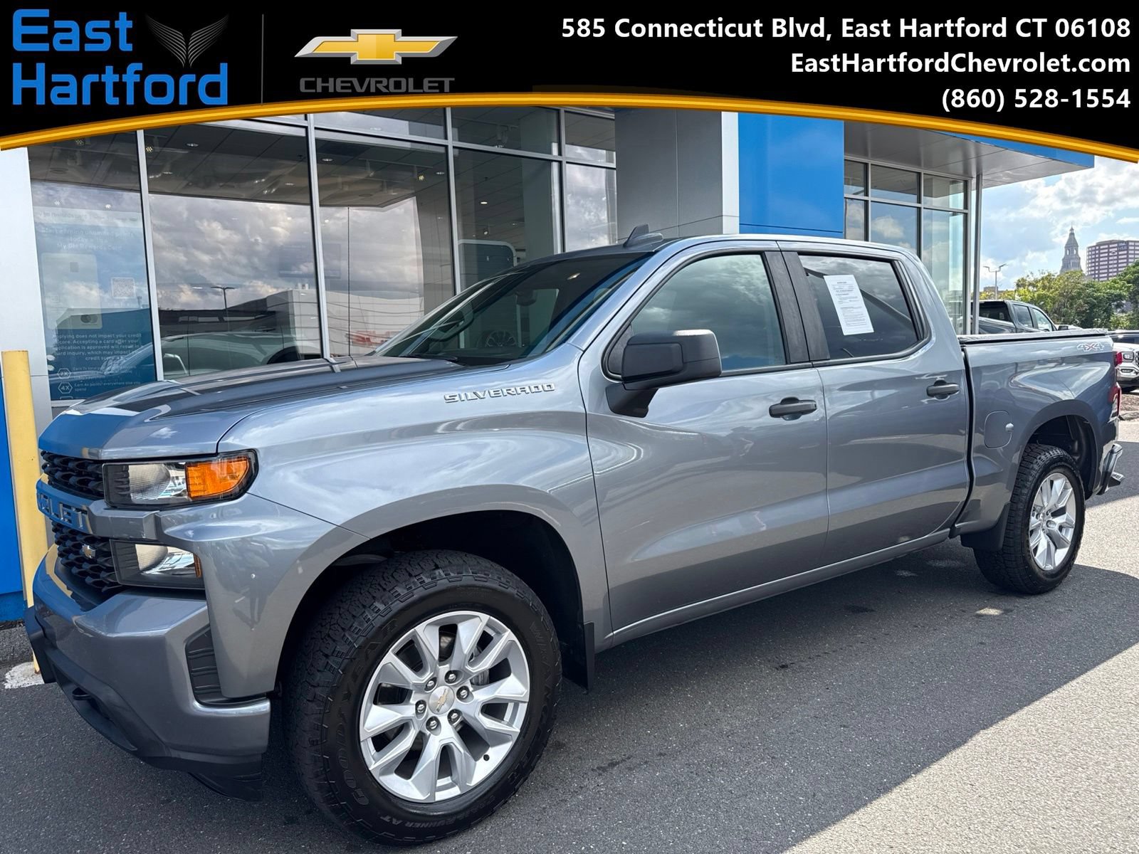 Used 2022 Chevrolet Silverado 1500 Custom w/ Safety Confidence Package AWD/4WD image 1