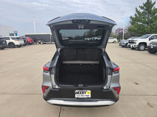 Used 2025 Buick Envista Sport Touring image 26