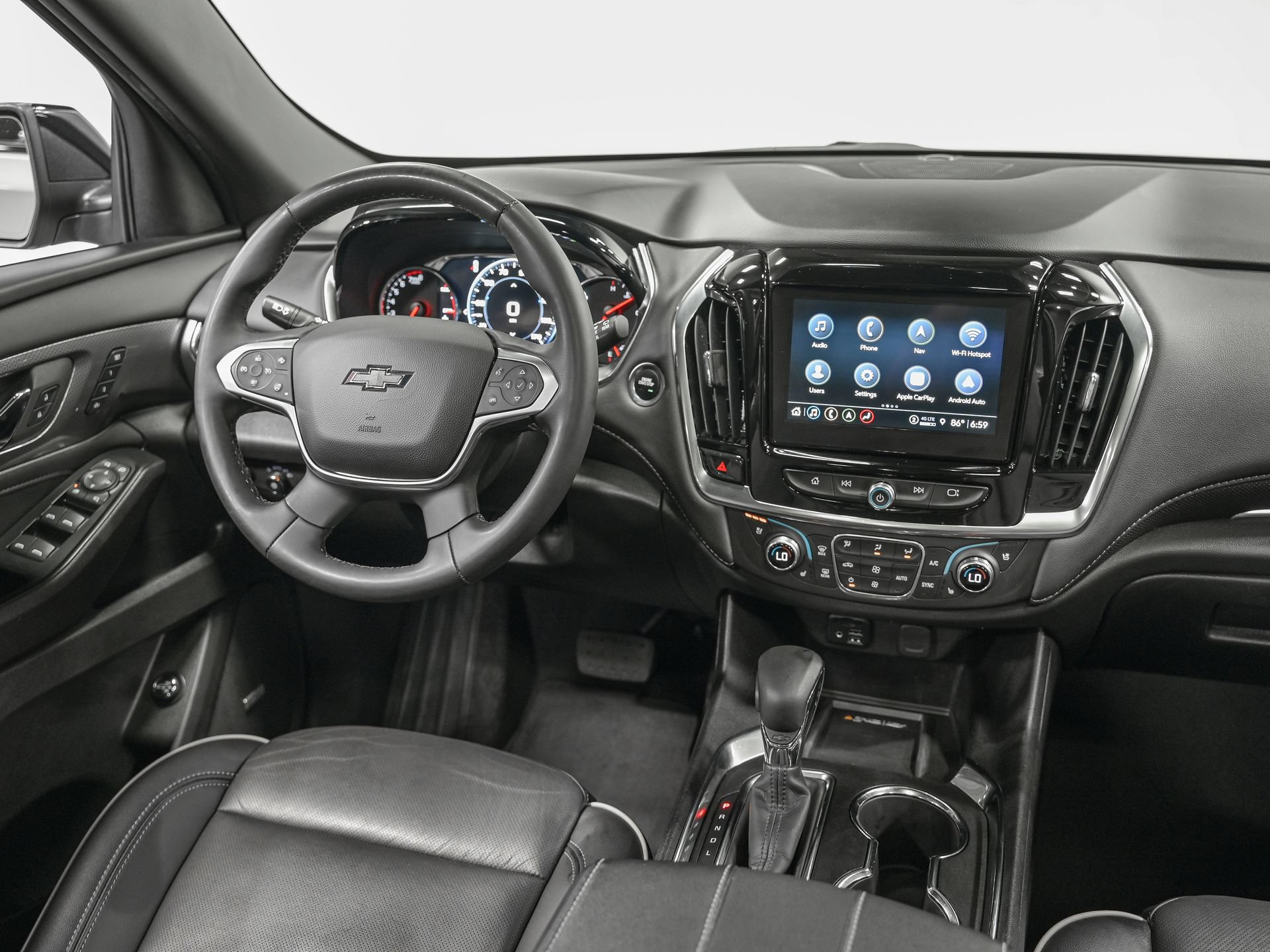 Used 2024 Chevrolet Traverse Premier w/ Redline Edition AWD/4WD image 29