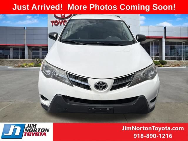 Used 2013 Toyota RAV4 LE AWD/4WD image 2