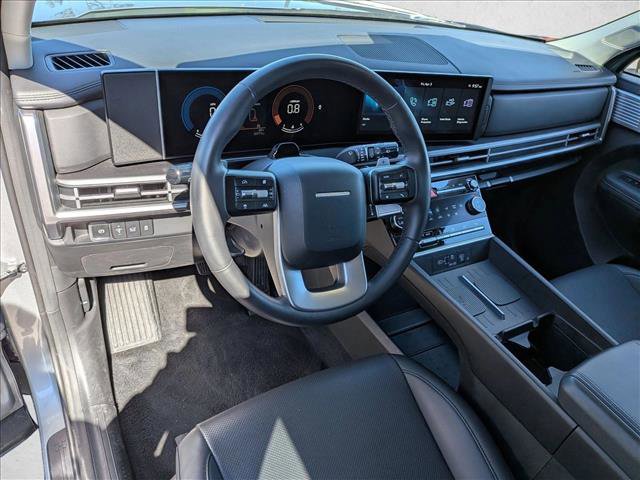 Used 2025 Hyundai Santa Fe SEL image 10