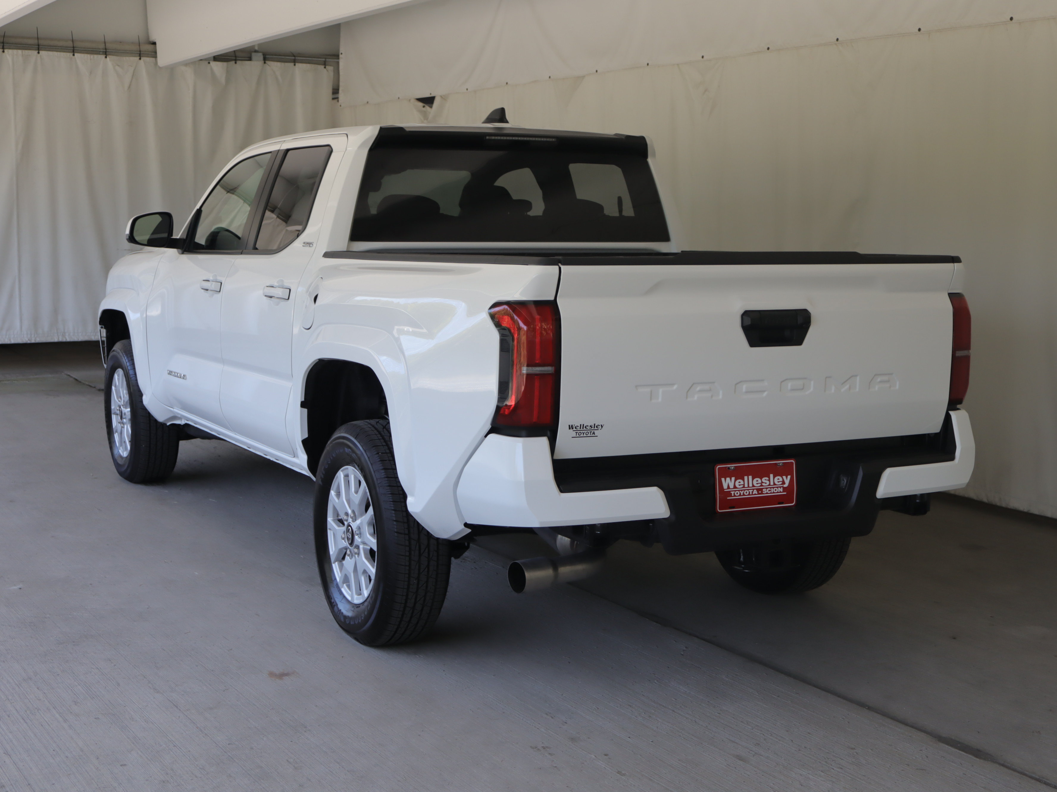 Used 2026 Toyota Tacoma SR5 RWD image 24