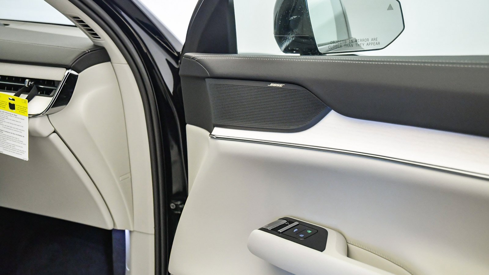 New 2025 Volvo EX90 Plus w/ Protection Package Premier image 19