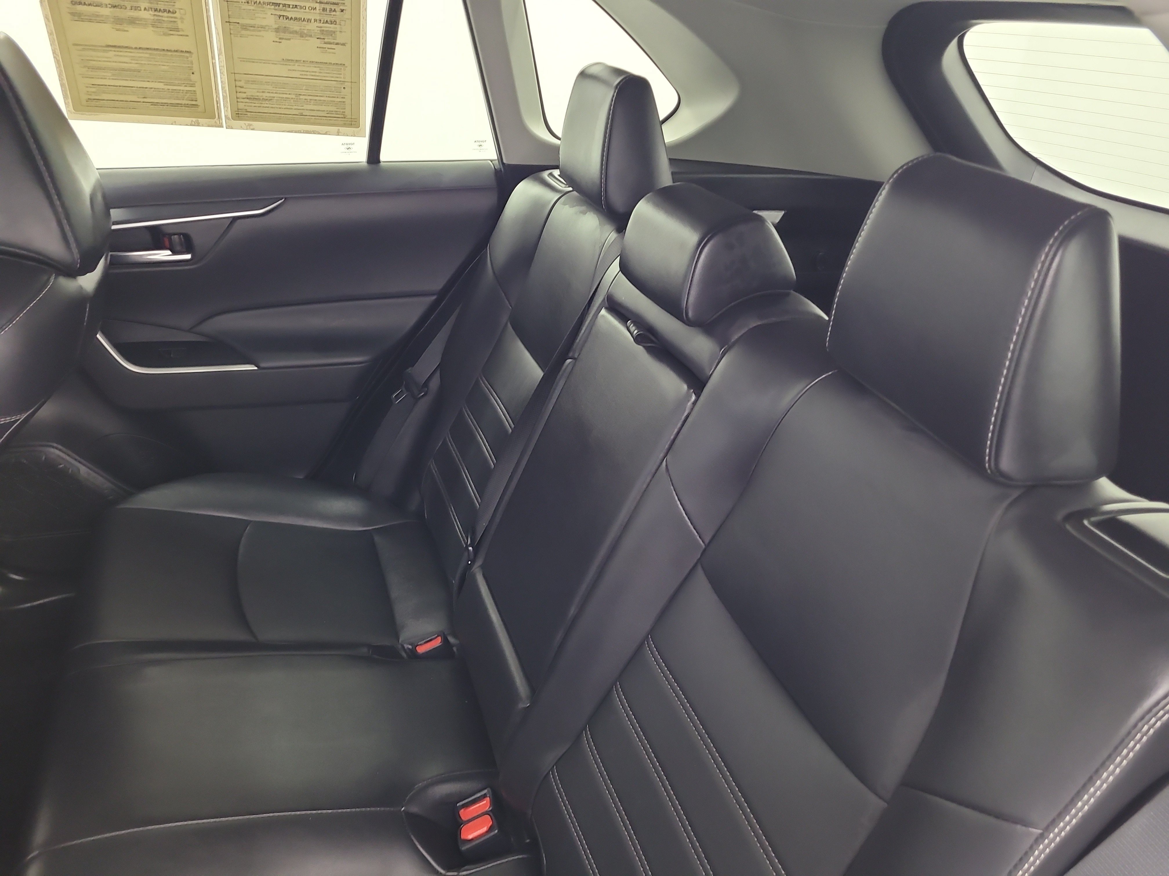 Used 2022 Toyota RAV4 XLE Premium FWD image 12