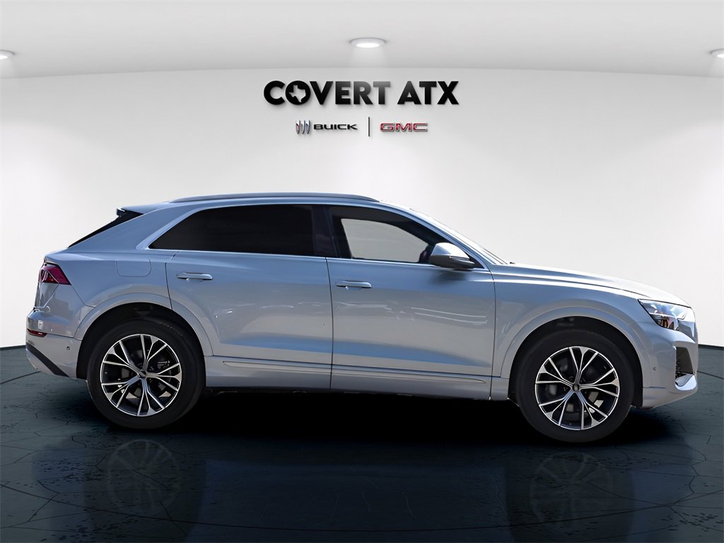 Used 2024 Audi Q8 Prestige image 8