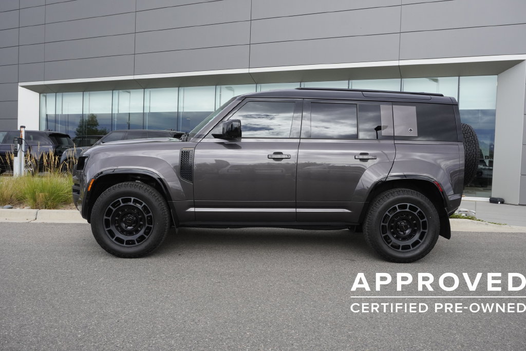 Used 2026 Land Rover Defender 110 OCTA AWD/4WD image 8