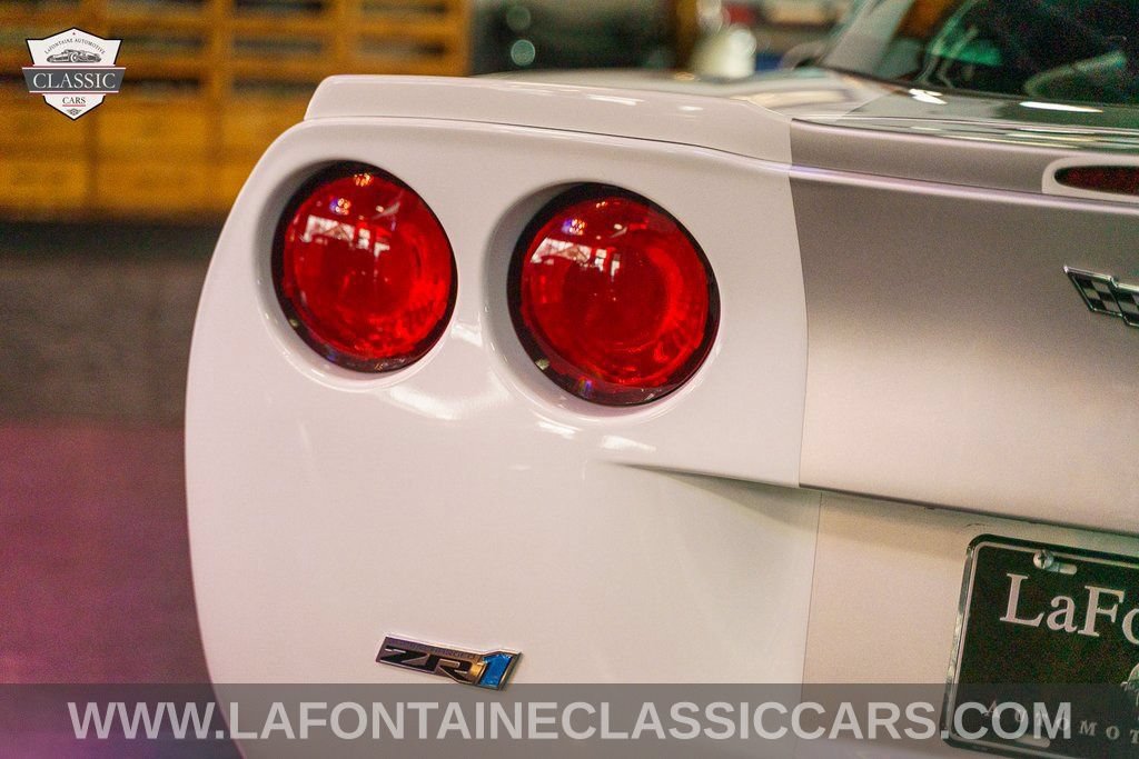 Used 2013 Chevrolet Corvette ZR1 w/ 3ZR Preferred Equipment Group RWD image 83