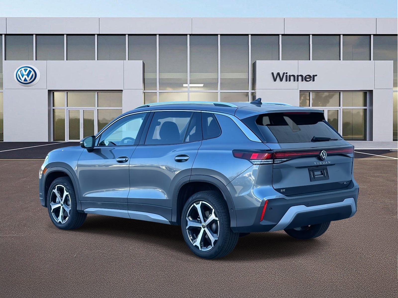 New 2026 Volkswagen Tiguan SE image 3