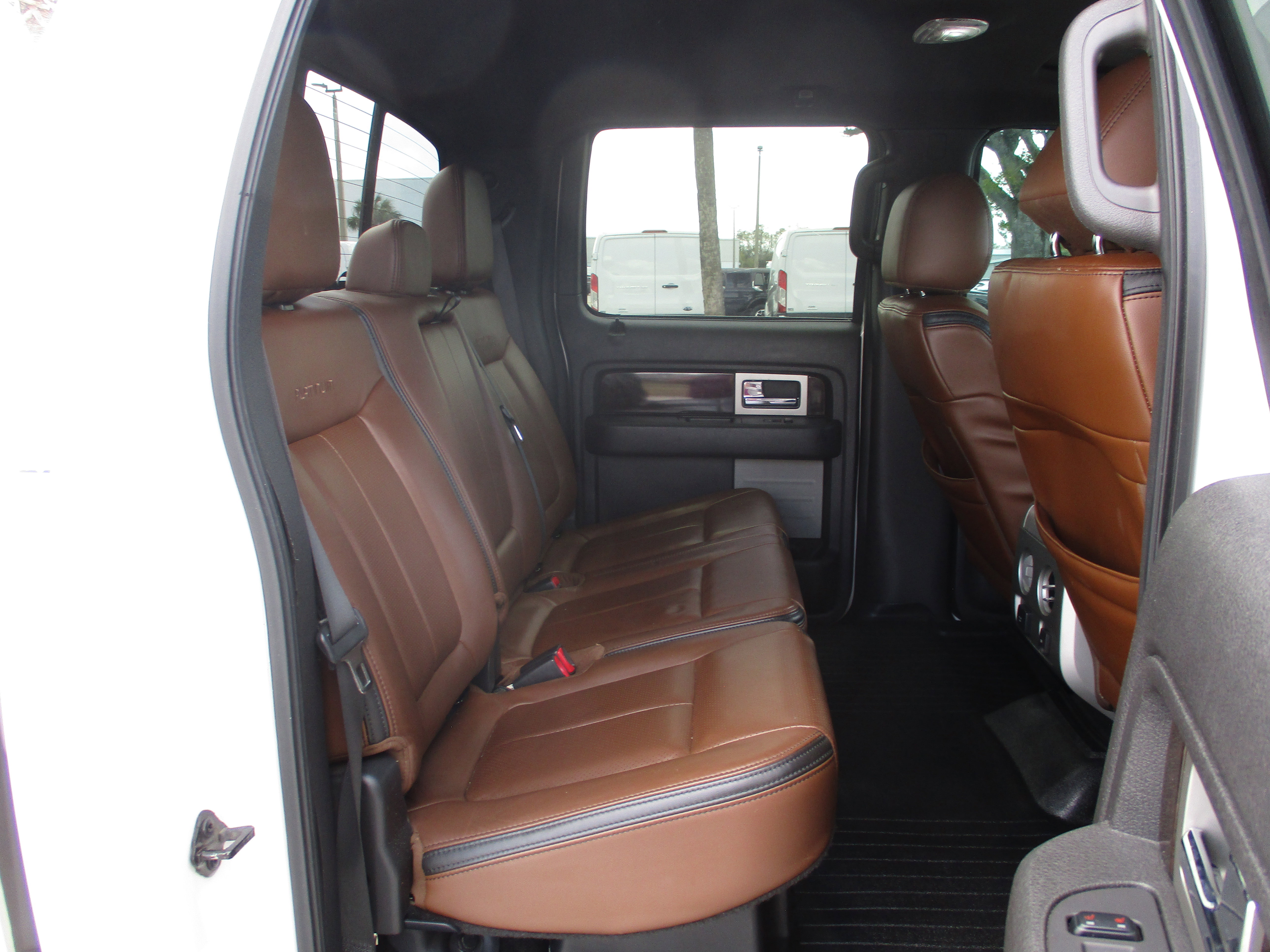 Used 2014 Ford F150 Platinum image 12