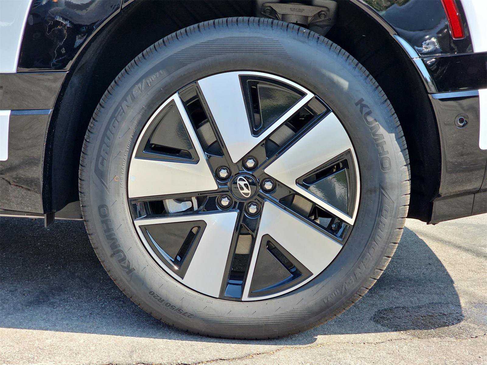 New 2026 Hyundai Ioniq 9 SEL image 36