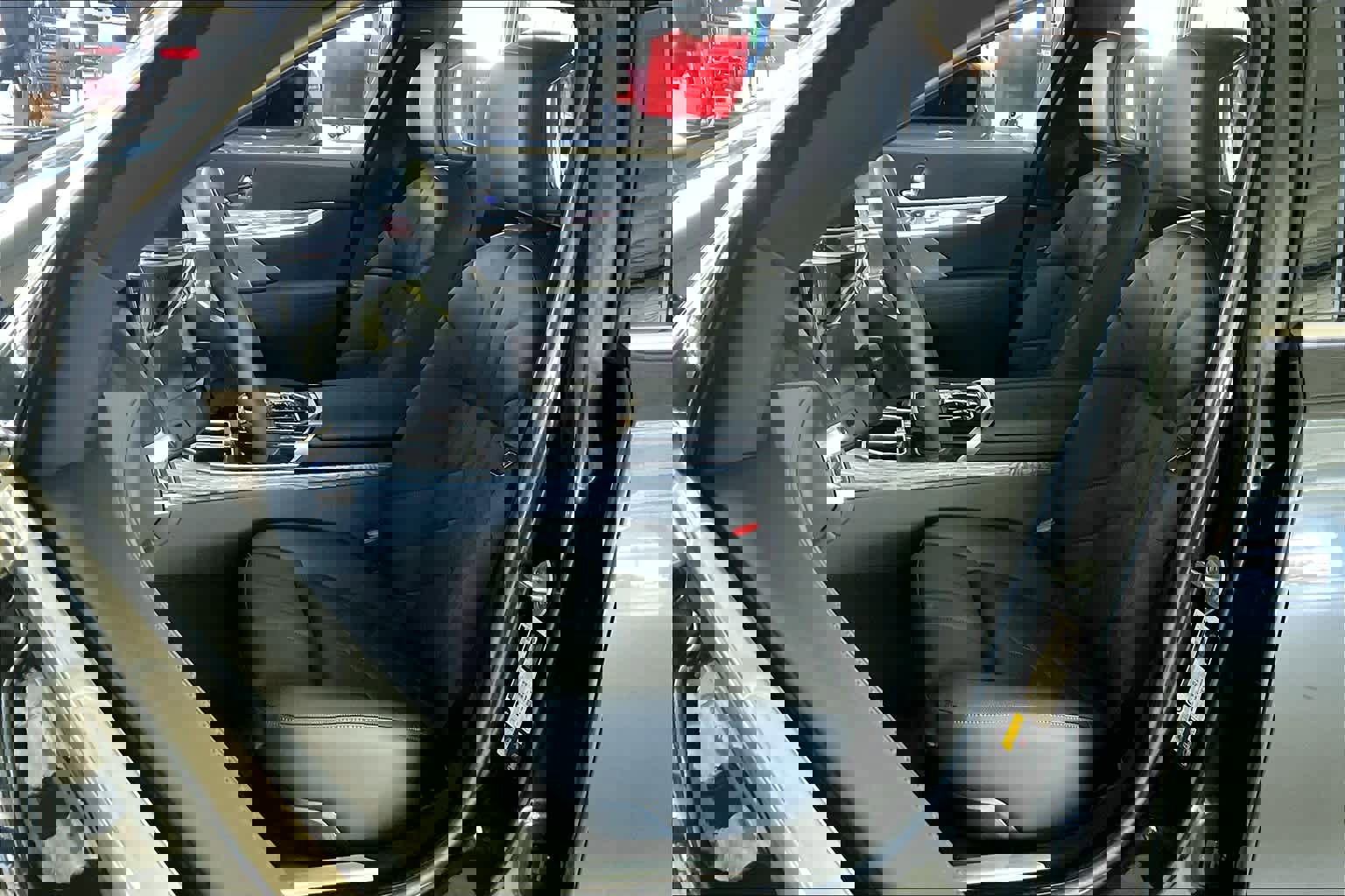 Used 2025 BMW i7 eDrive50 image 6