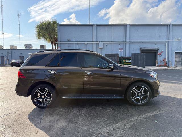 Used 2016 Mercedes-Benz GLE 400 4MATIC image 9