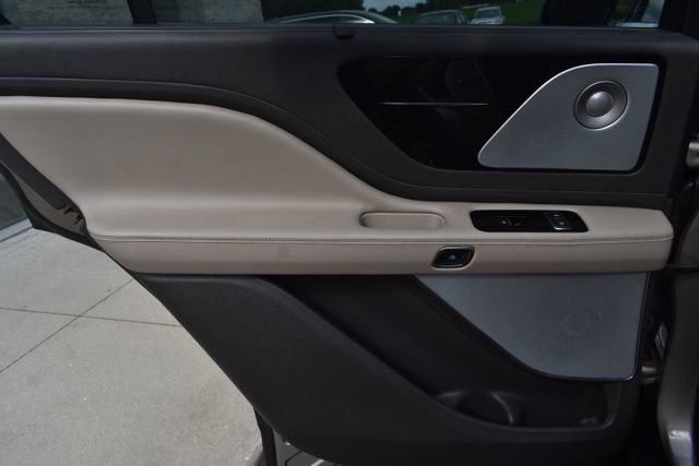 Used 2020 Lincoln Aviator Reserve w/ Equipment Group 202A AWD/4WD image 40