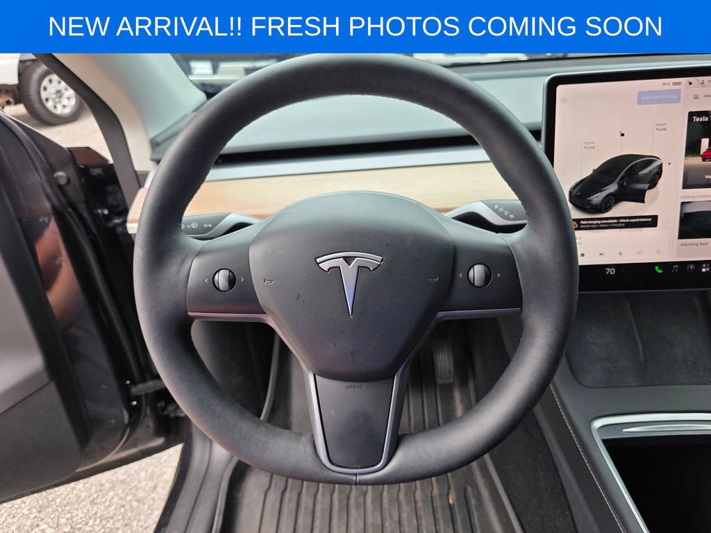 Used 2024 Tesla Model Y Long Range RWD image 12