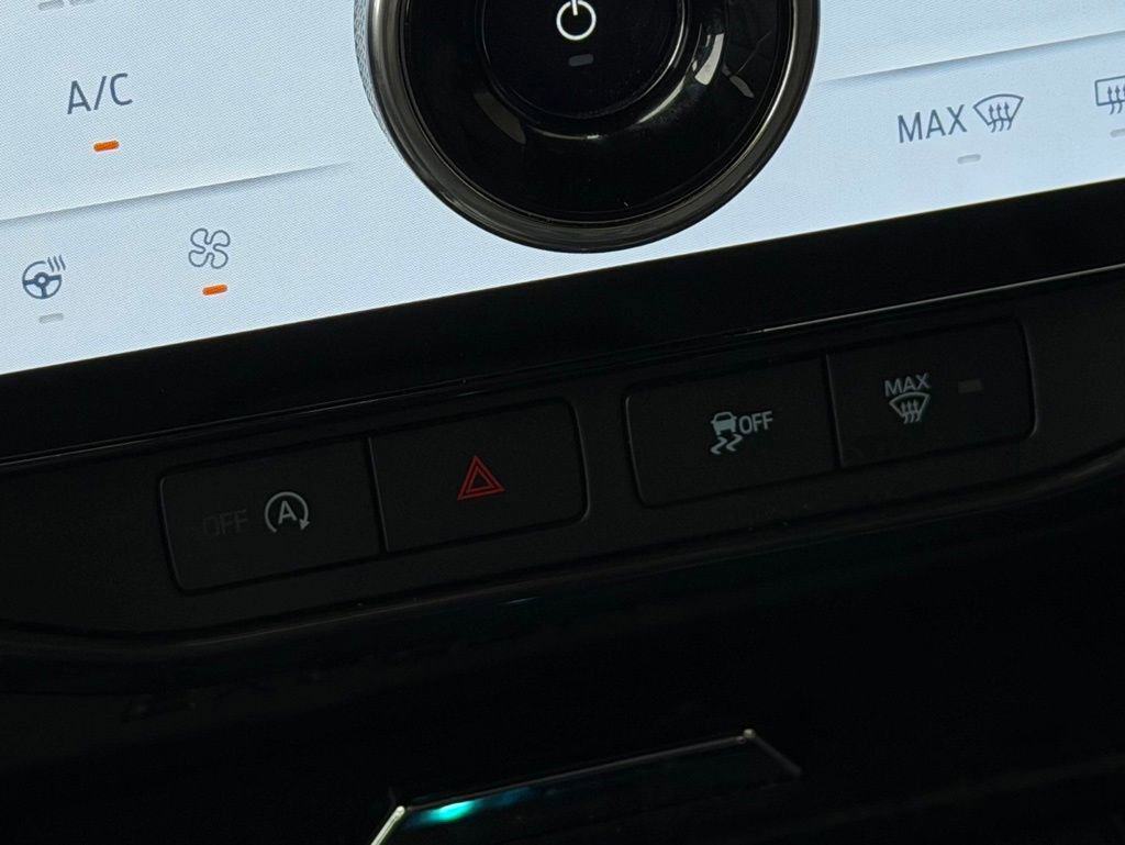 Used 2022 Ford Expedition Limited AWD/4WD image 15