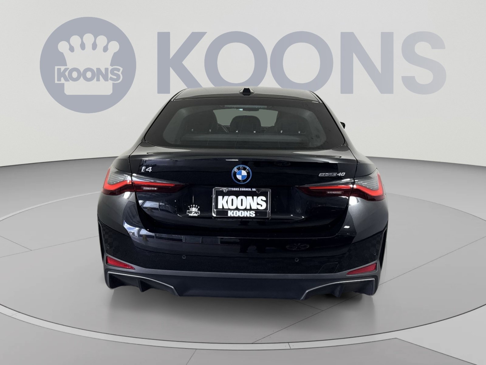 Used 2023 BMW i4 eDrive40 RWD image 5